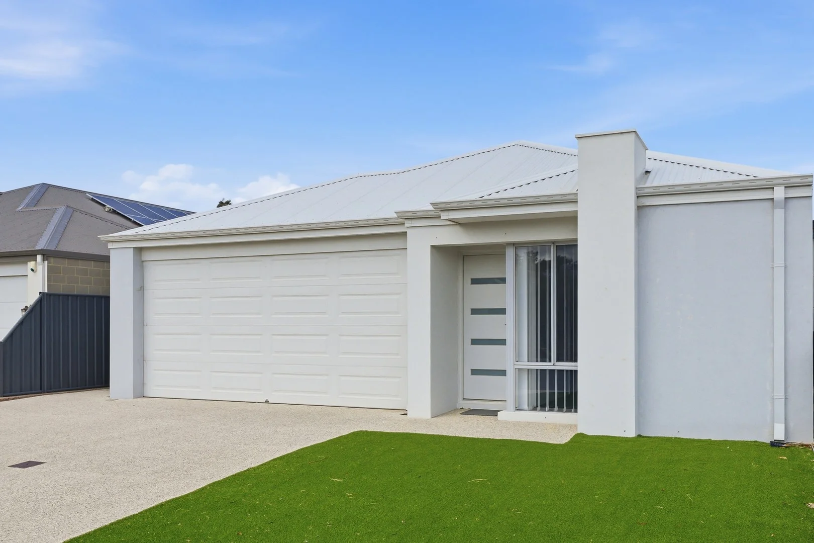 4 Woodloes Street, Piara Waters WA 6112