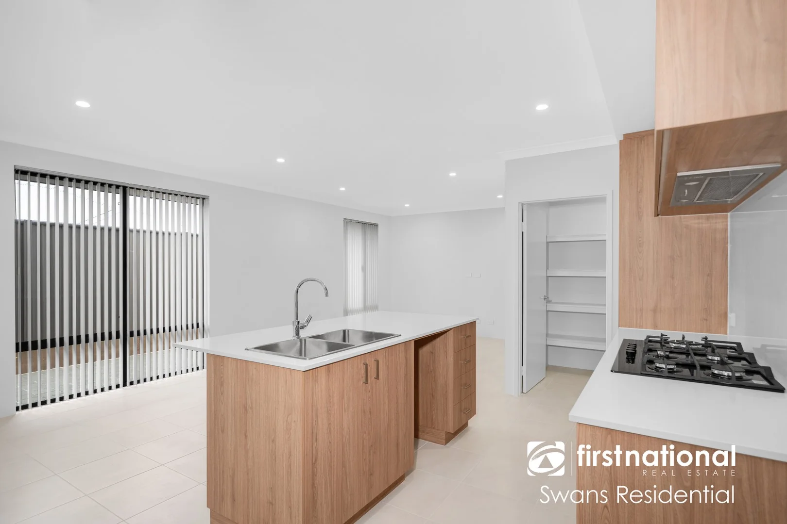 7 Littabella Road, Clarkson WA 6030