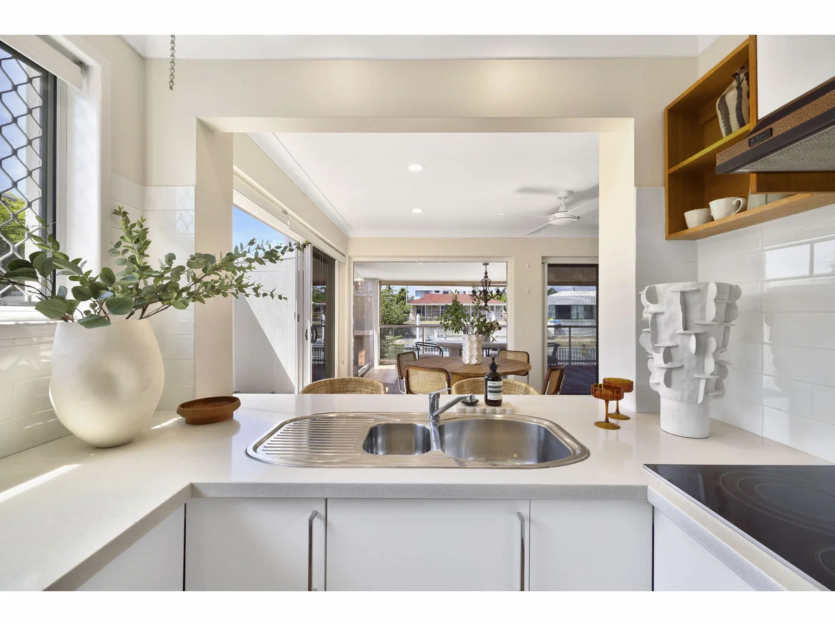 Additional image 12 of 8 Cristobel Court, Broadbeach Waters QLD 4218