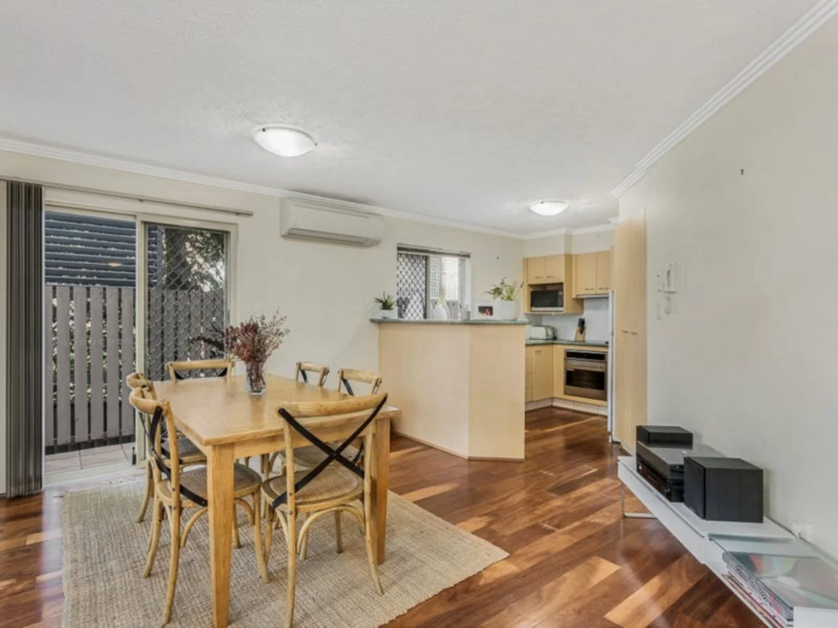Additional image 4 of 2/20 Stephens Street, Burleigh Heads QLD 4220