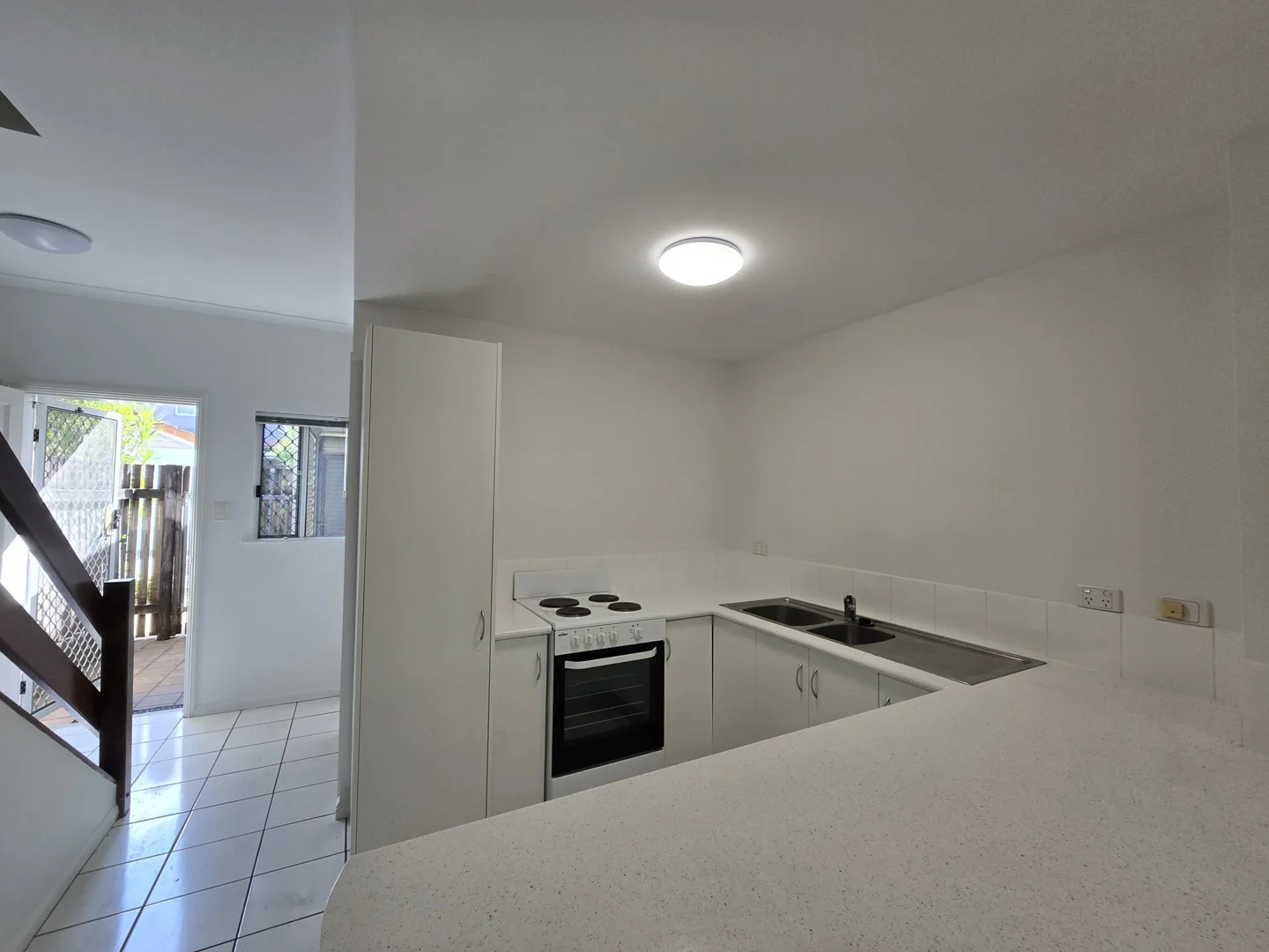 Additional image 3 of 10/42 Springfield Cresent, Manoora QLD 4870