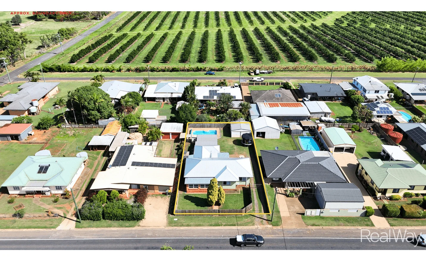158 Mount Perry Road, Bundaberg North QLD 4670