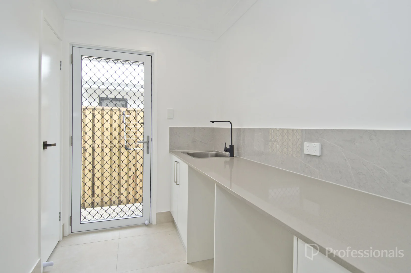 Additional image 5 of 16 Alpine Street, Chambers Flat QLD 4133