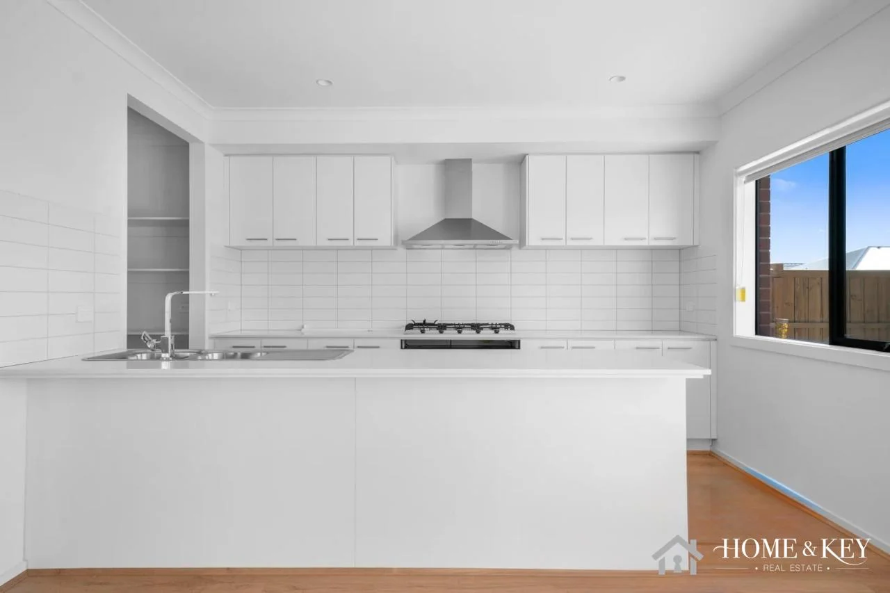 Additional image 3 of 31 Whiteside Street, Beveridge VIC 3753