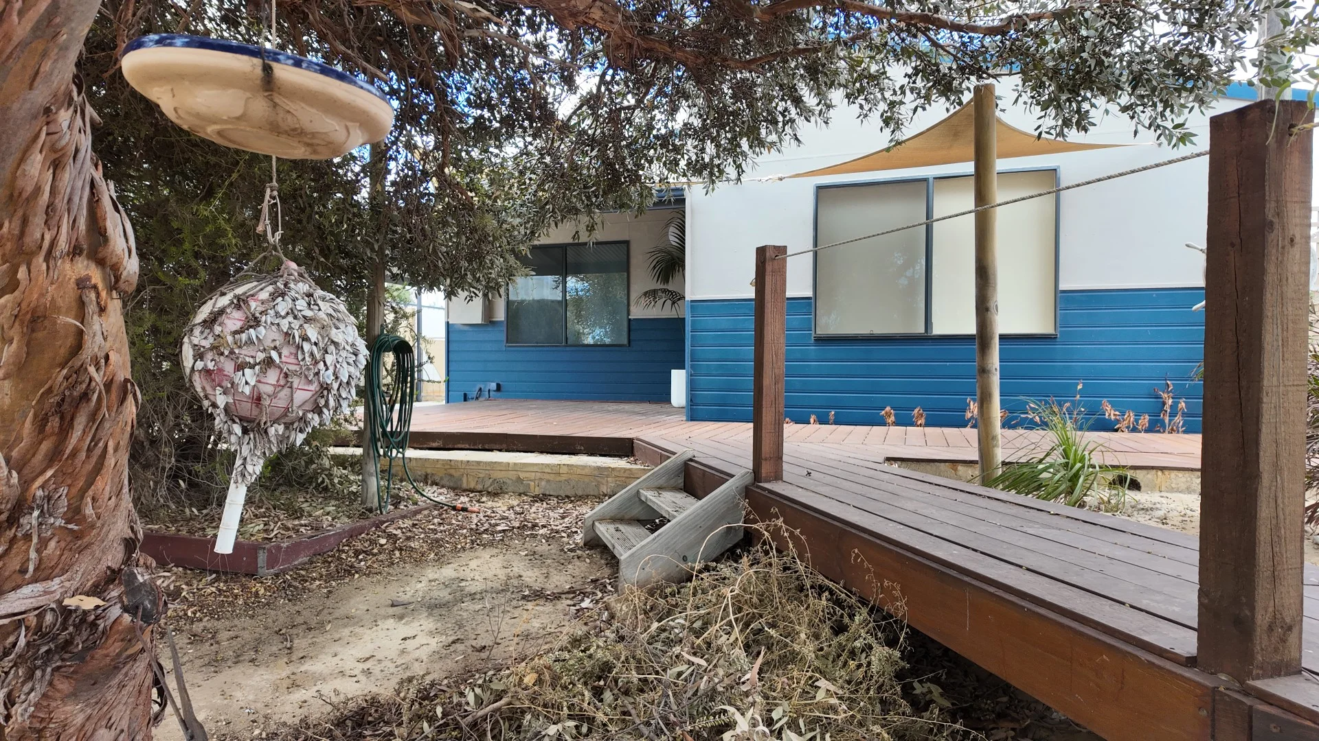 6 Hewby Court, Ledge Point WA 6043