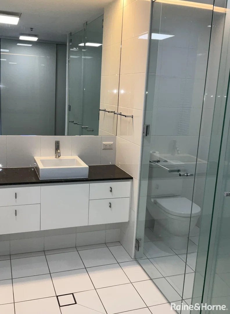 Additional image 10 of 6045/6 Parklands Boulevard, Brisbane City QLD 4000