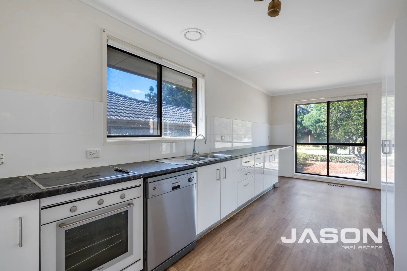 Additional image 4 of 33 Copeland Road, Westmeadows VIC 3049