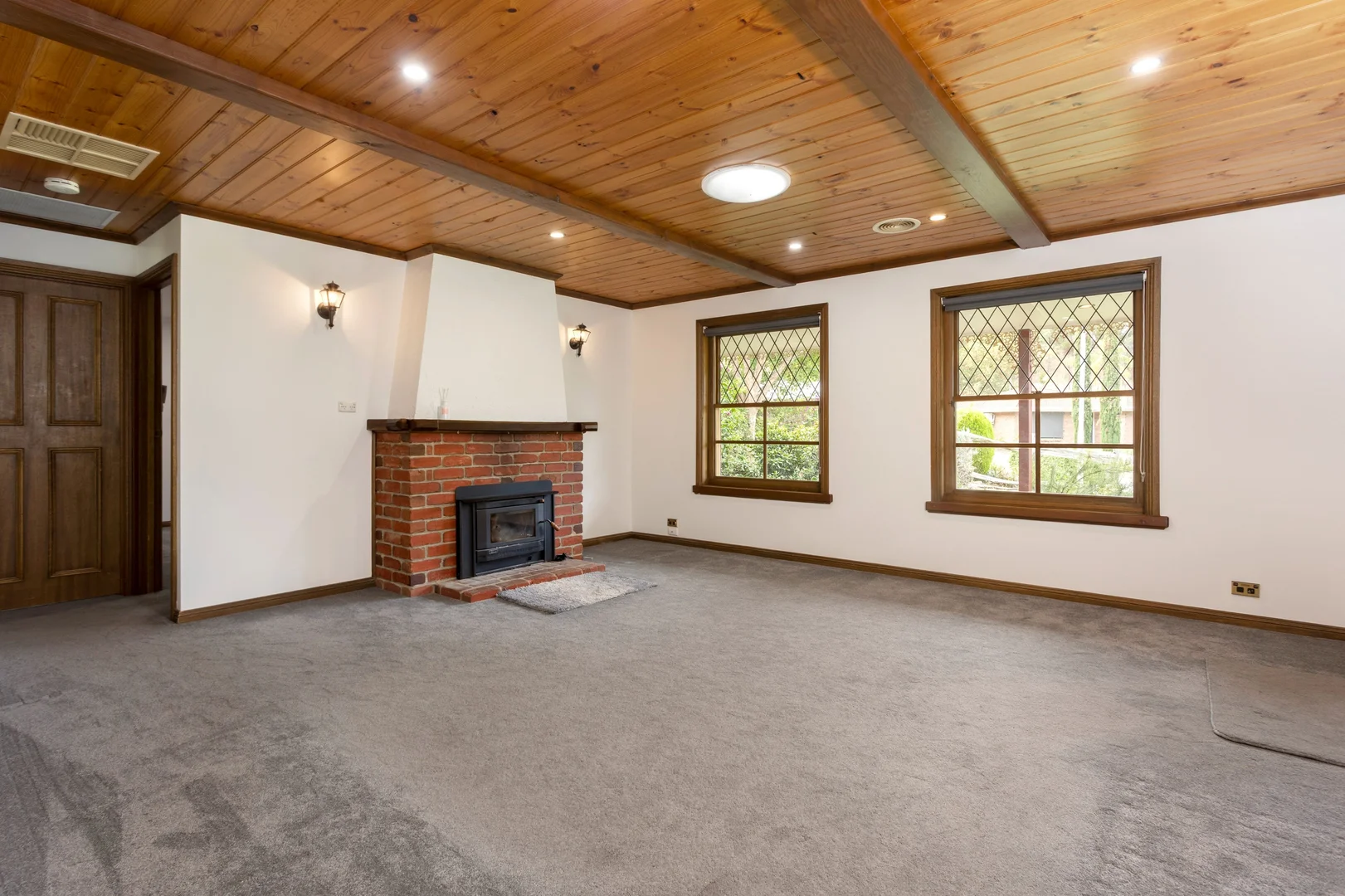 49 Dennis St, Happy Valley SA 5159 photo 2