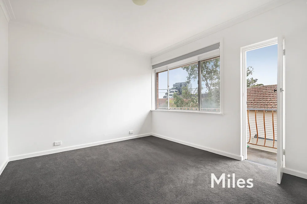 Additional image 4 of 4/30 Myrtle Street, Ivanhoe VIC 3079