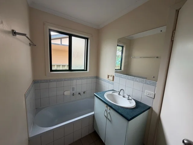 Additional image 11 of 19A Maireana Circuit, Roxby Downs SA 5725