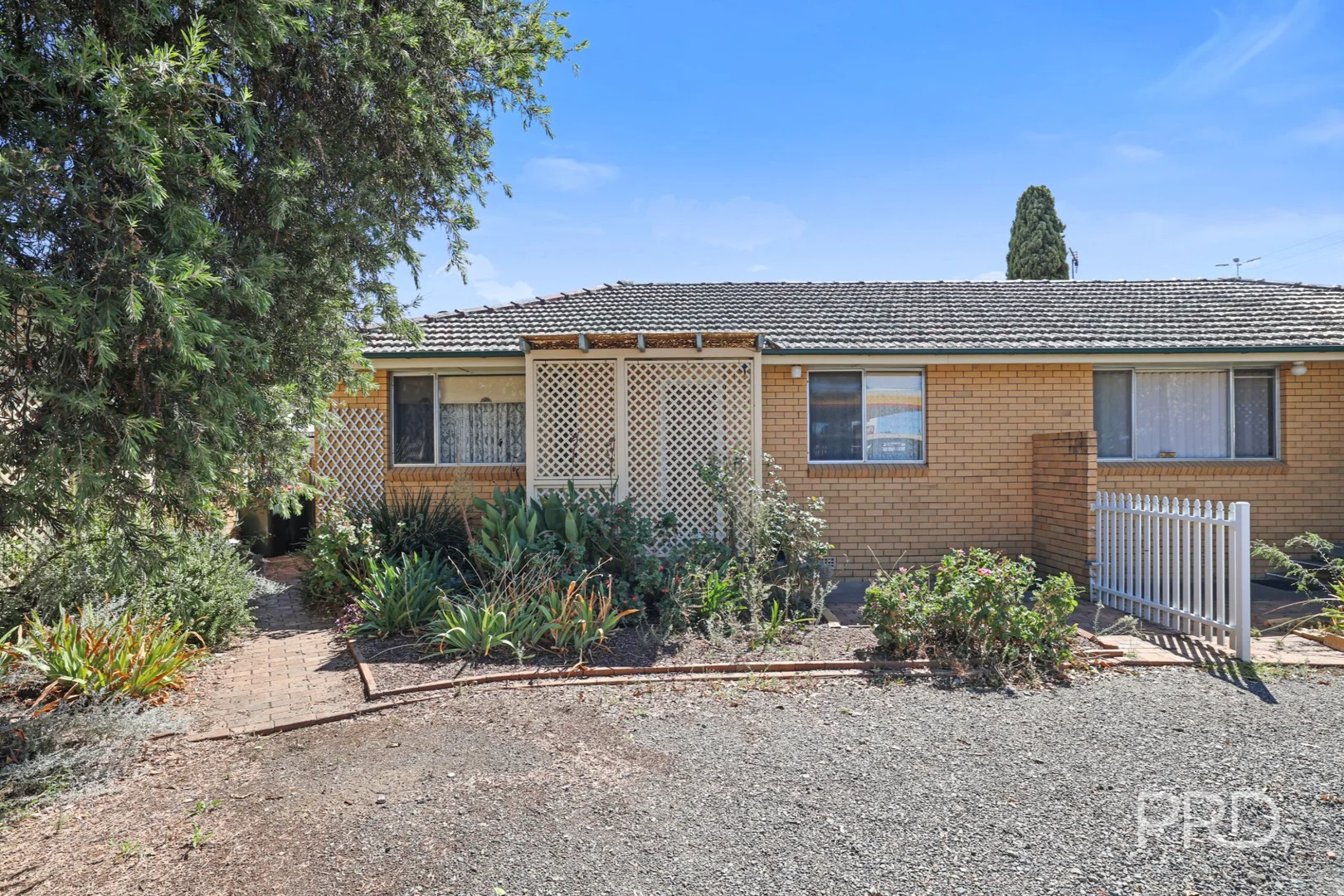 2/247 Goonoo Goonoo Road, Tamworth NSW 2340