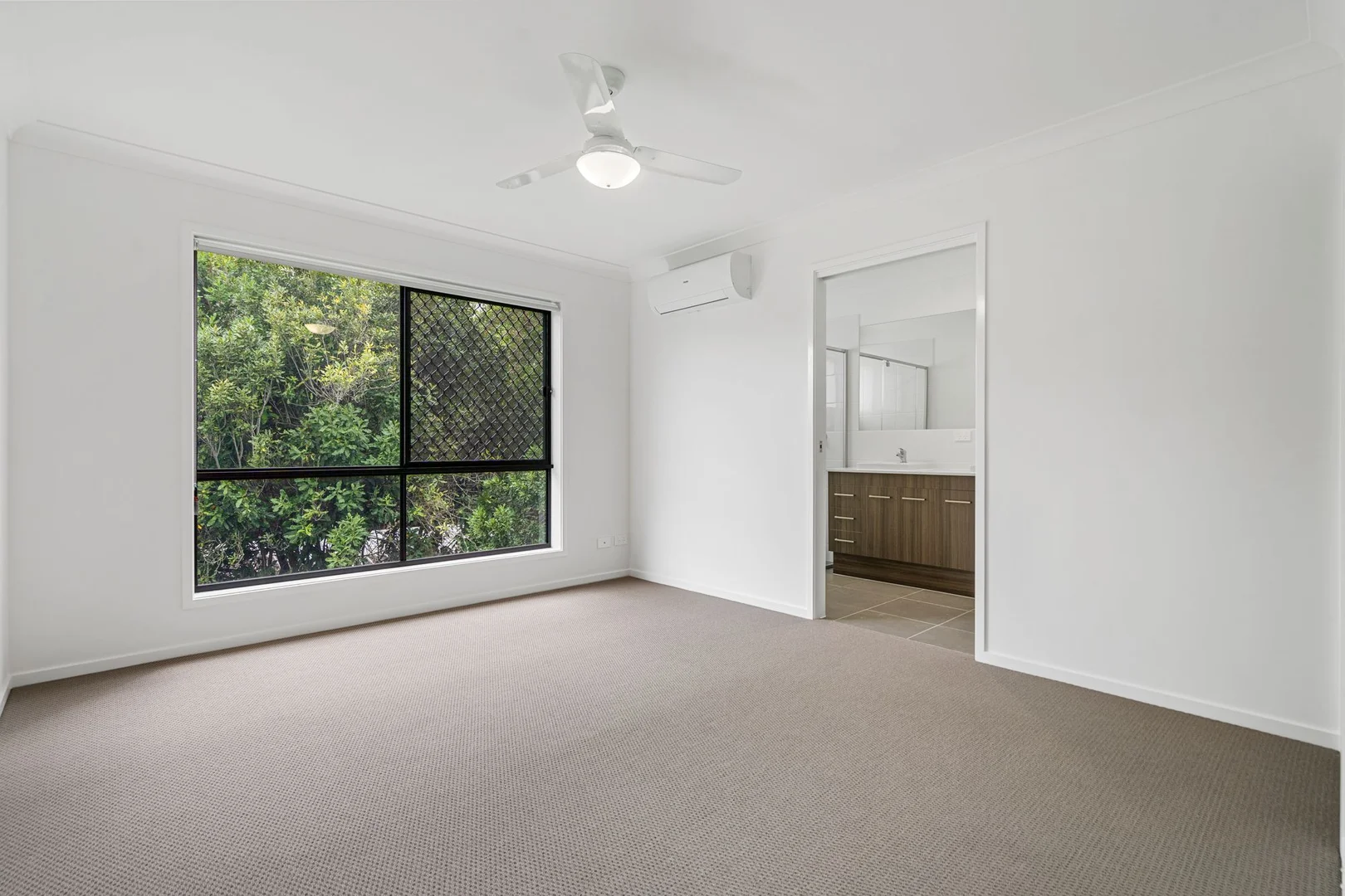 Additional image 5 of 37 Grovely Terrace, Mitchelton QLD 4053