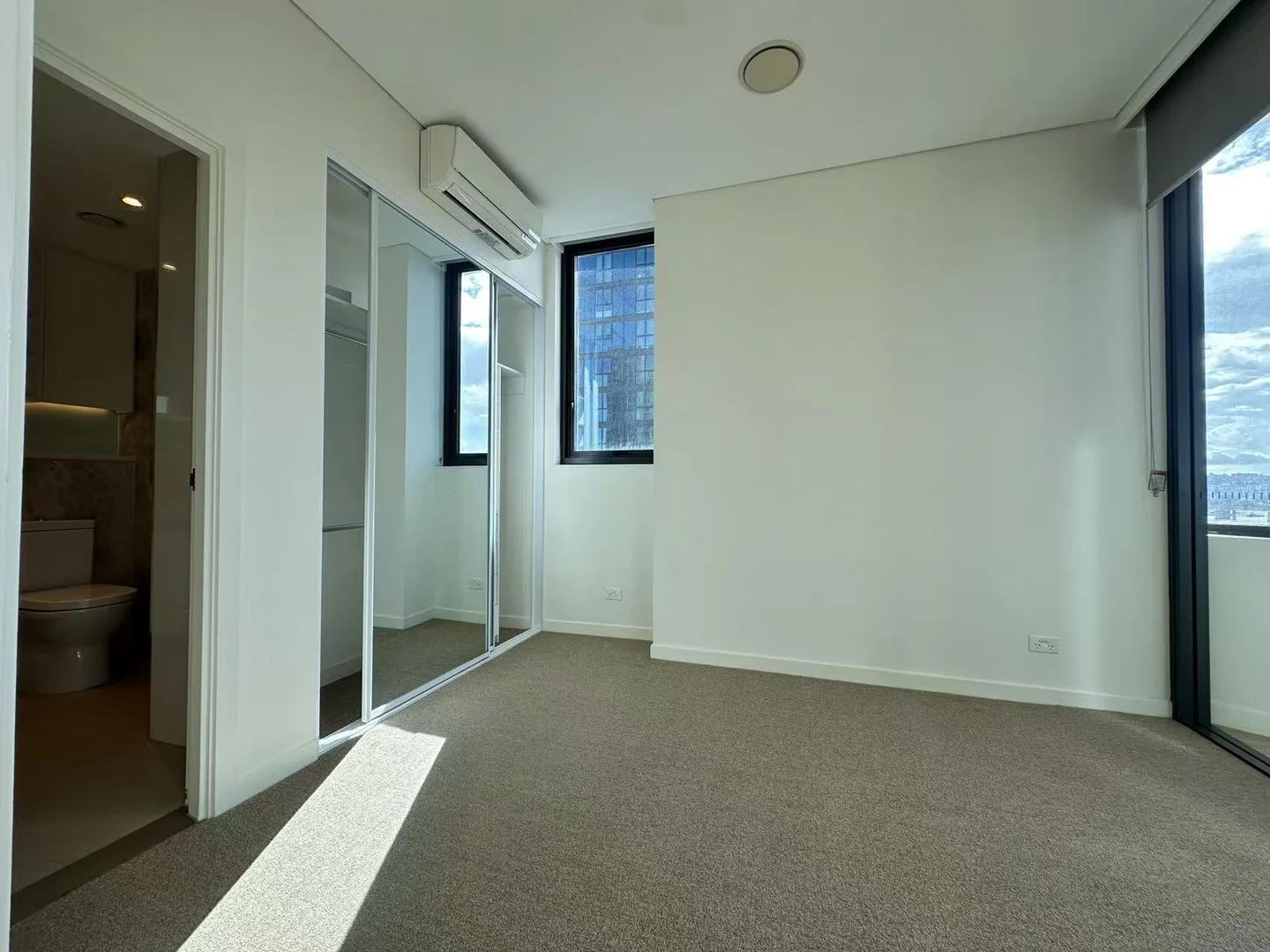 Additional image 6 of 1101/11 Wentworth Place, Wentworth Point NSW 2127