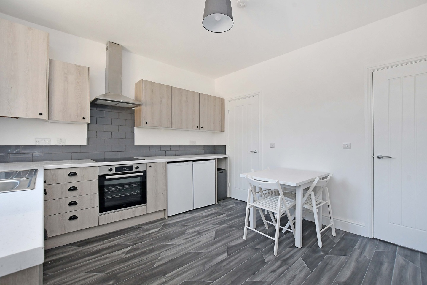 Additional image 11 of Room in a Shared House, City Road, S2, N1 7GU