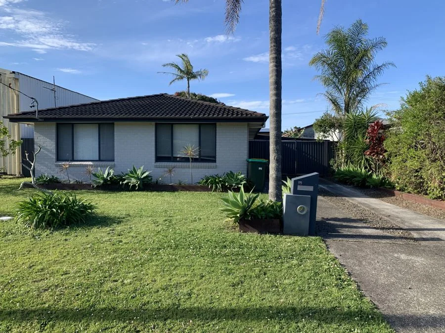 19 Hadley Street, Forster NSW 2428