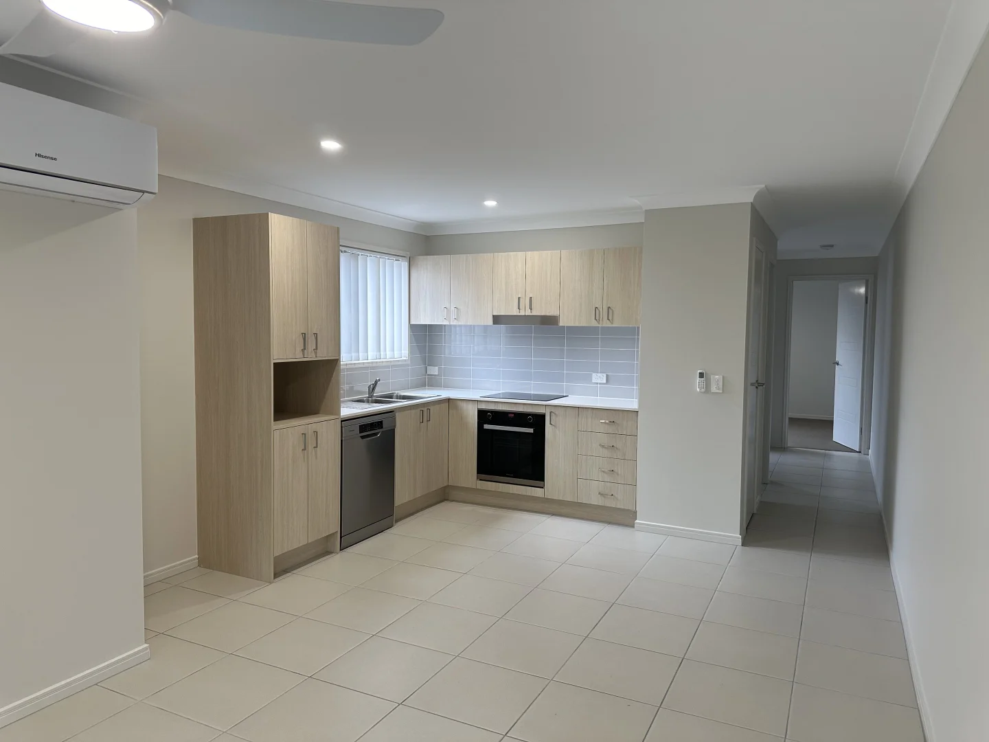 Additional image 5 of 2/11 Tash Court, Waterford QLD 4133