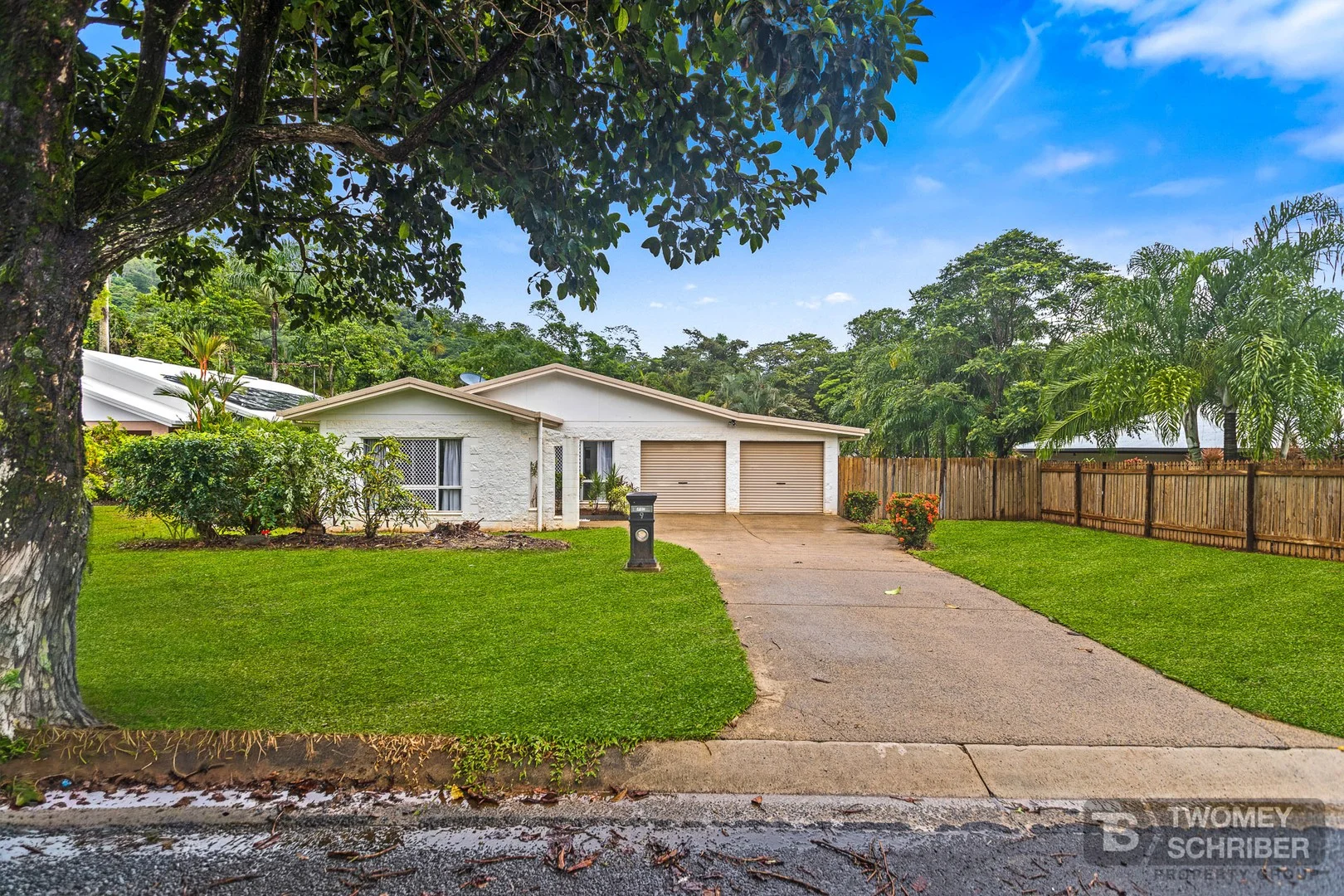 9 Benn Street, Brinsmead QLD 4870