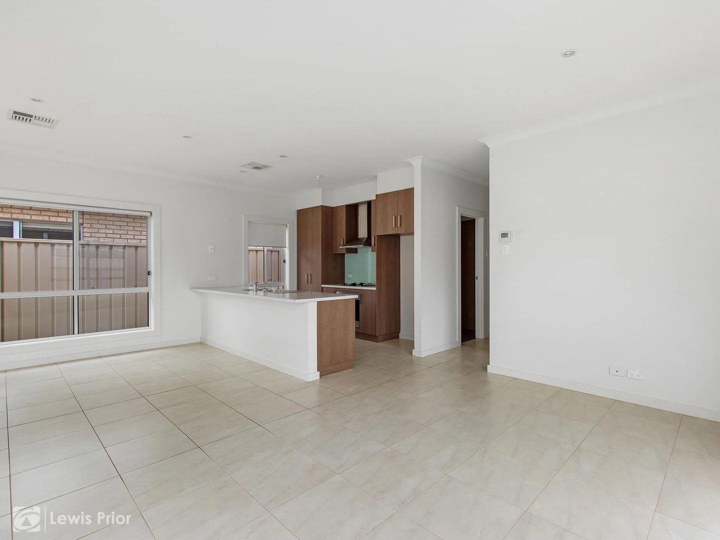Additional image 4 of 8a Shinnick Street, Dover Gardens SA 5048