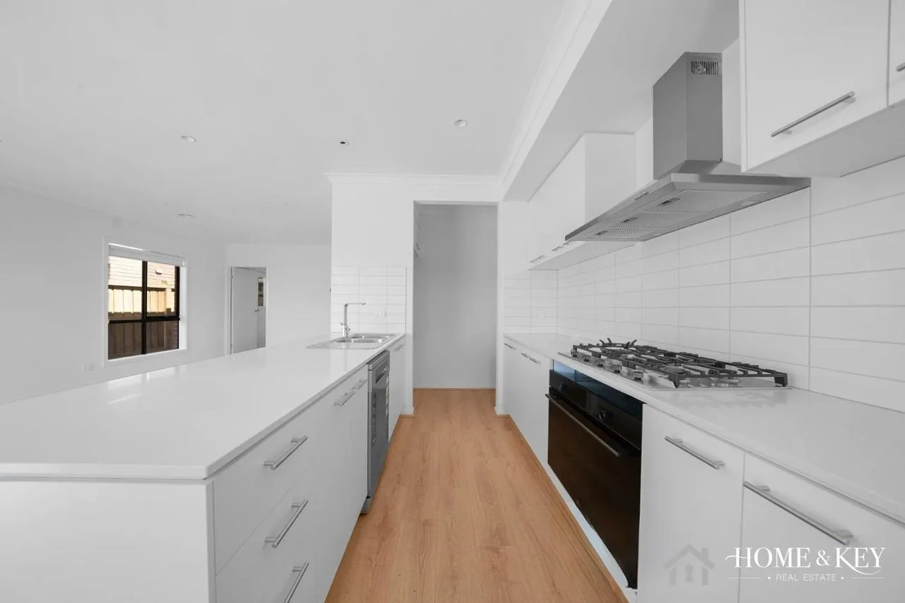 Additional image 4 of 31 Whiteside Street, Beveridge VIC 3753