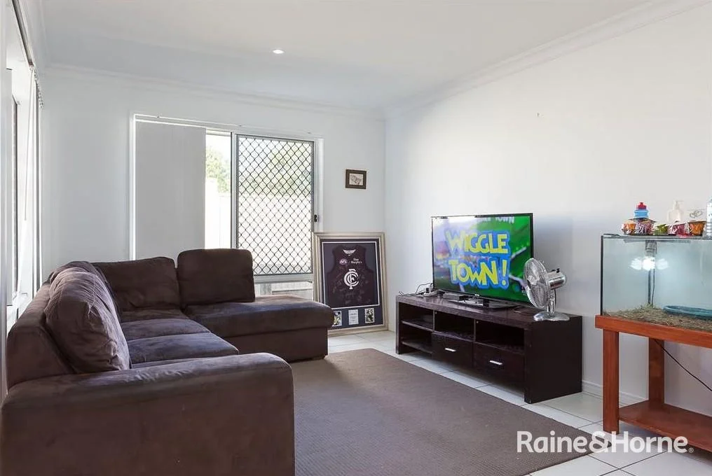Additional image 2 of 21 Lancaster Circuit, Redland Bay QLD 4165