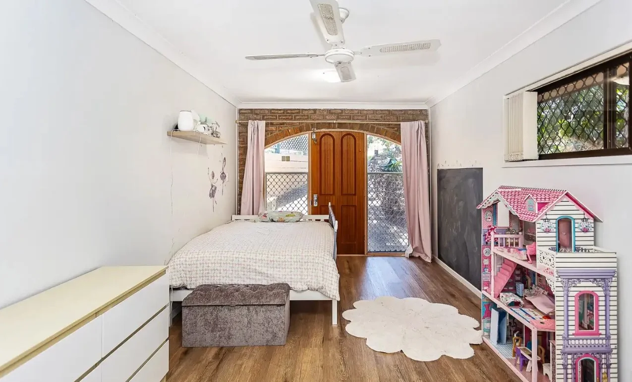 Additional image 8 of 10 Dewar Court, Highland Park QLD 4211