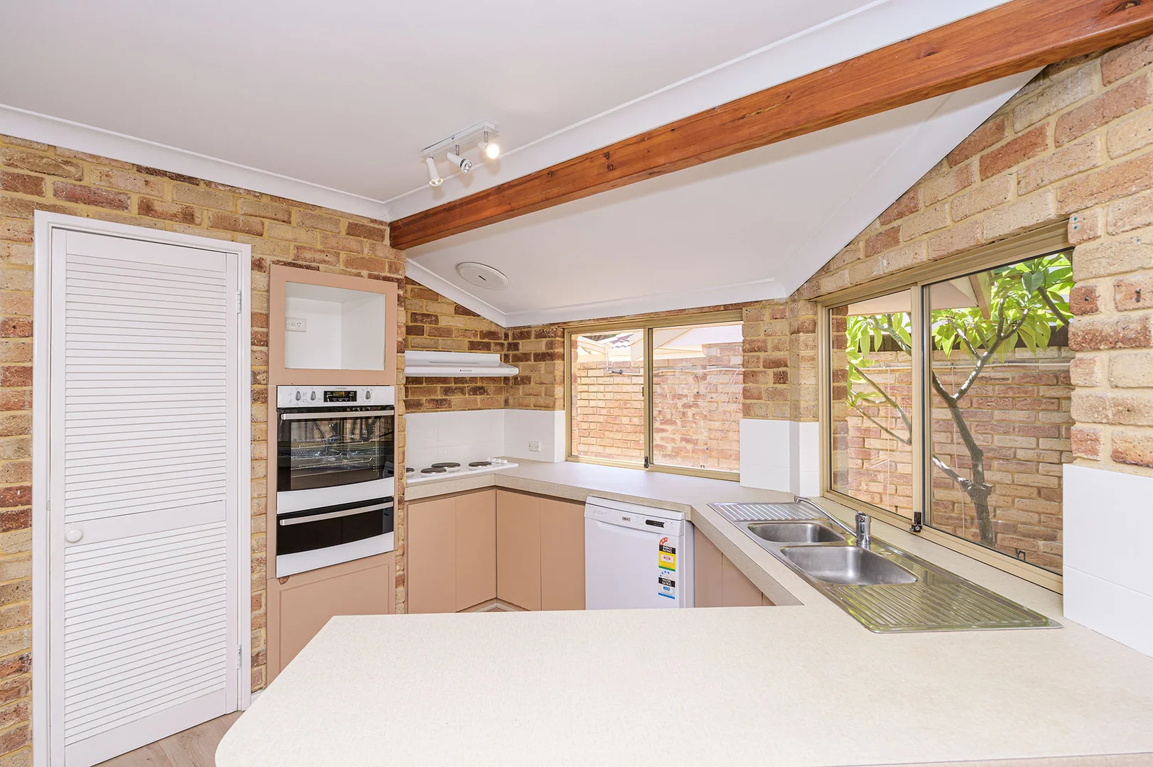 Additional image 13 of 5B SWAN STREET, Attadale WA 6156