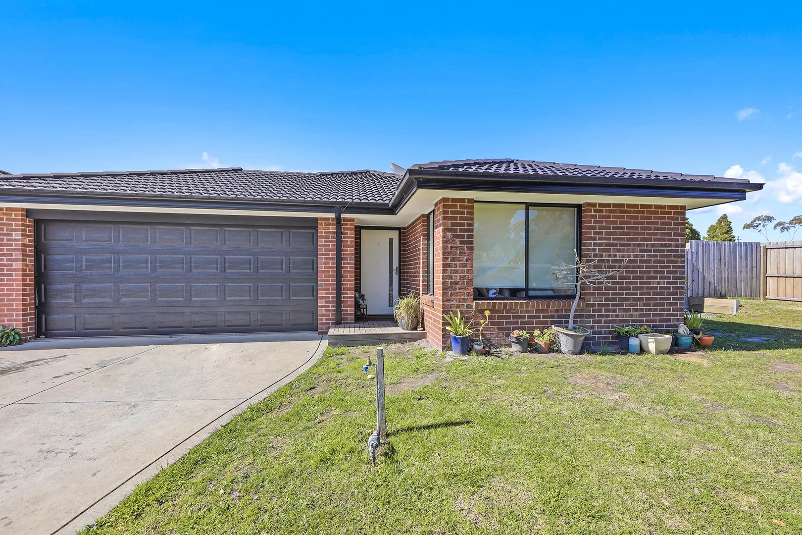 12 Florence Ave, Moe South VIC 3825