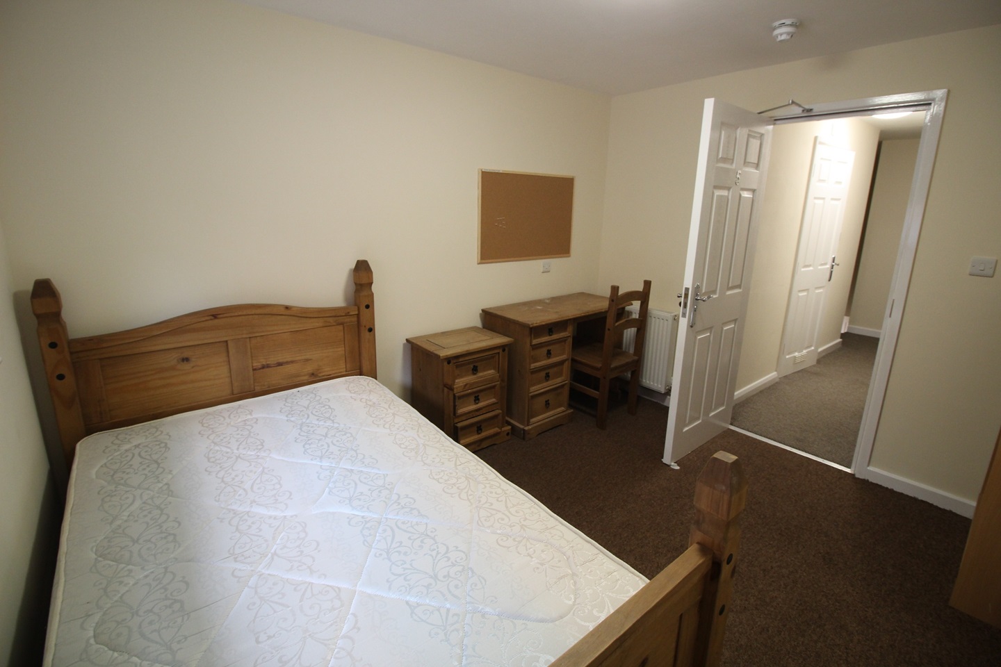 Additional image 11 of Room in a Shared House, North Sherwood Street, NG1, N1 7GU