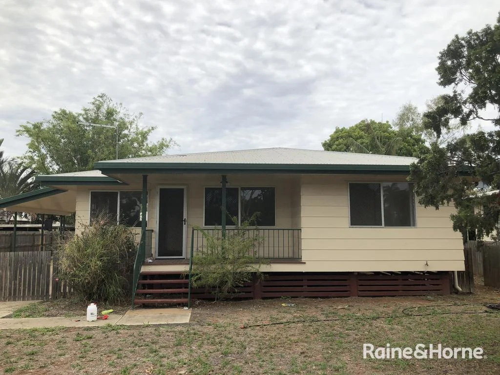 10 Kangaroo Drive, Moranbah QLD 4744