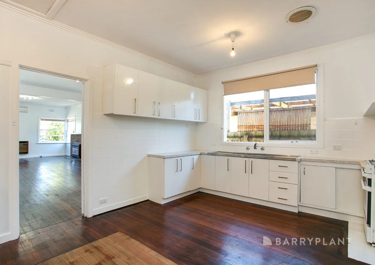 Additional image 3 of 39 Seventh Avenue, Rosebud VIC 3939