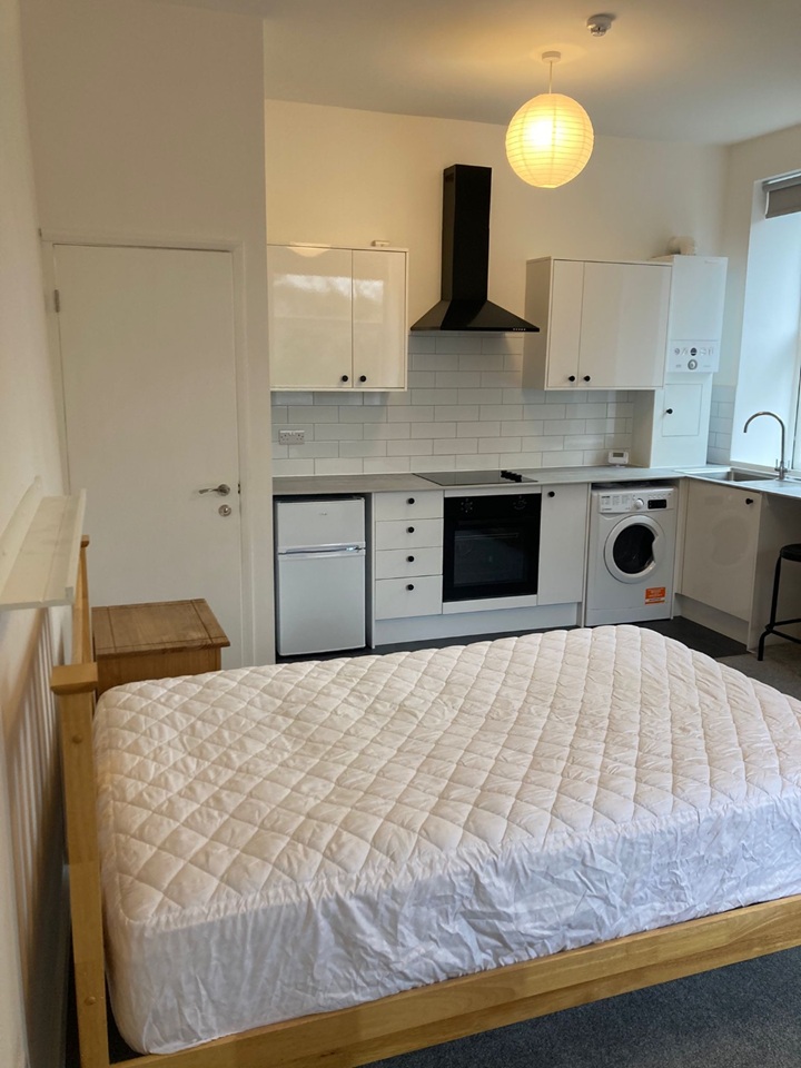 Studio Flat, Brocco Bank, S11, N1 7GU photo 3