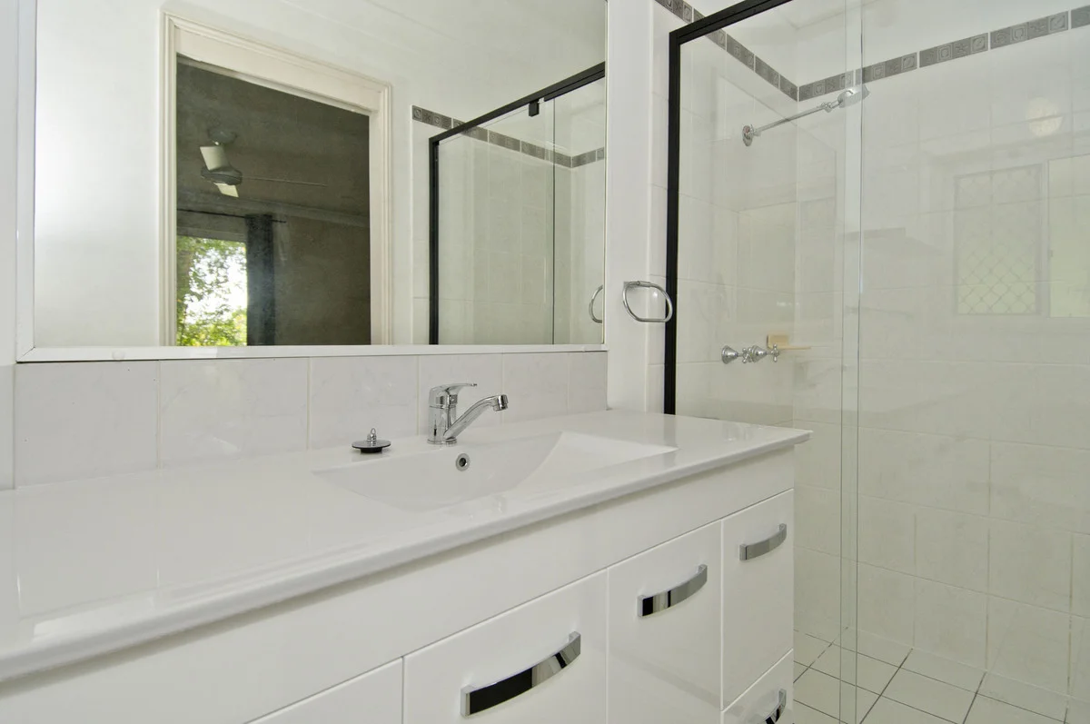 Additional image 7 of 6 Nauru Place, Pacific Pines QLD 4211