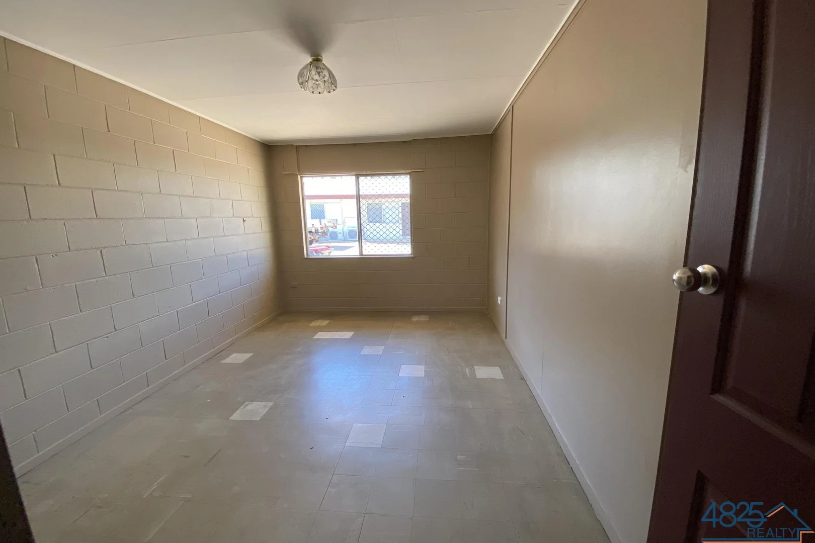 Additional image 3 of 2/32 Flynn Street, Mount Isa QLD 4825