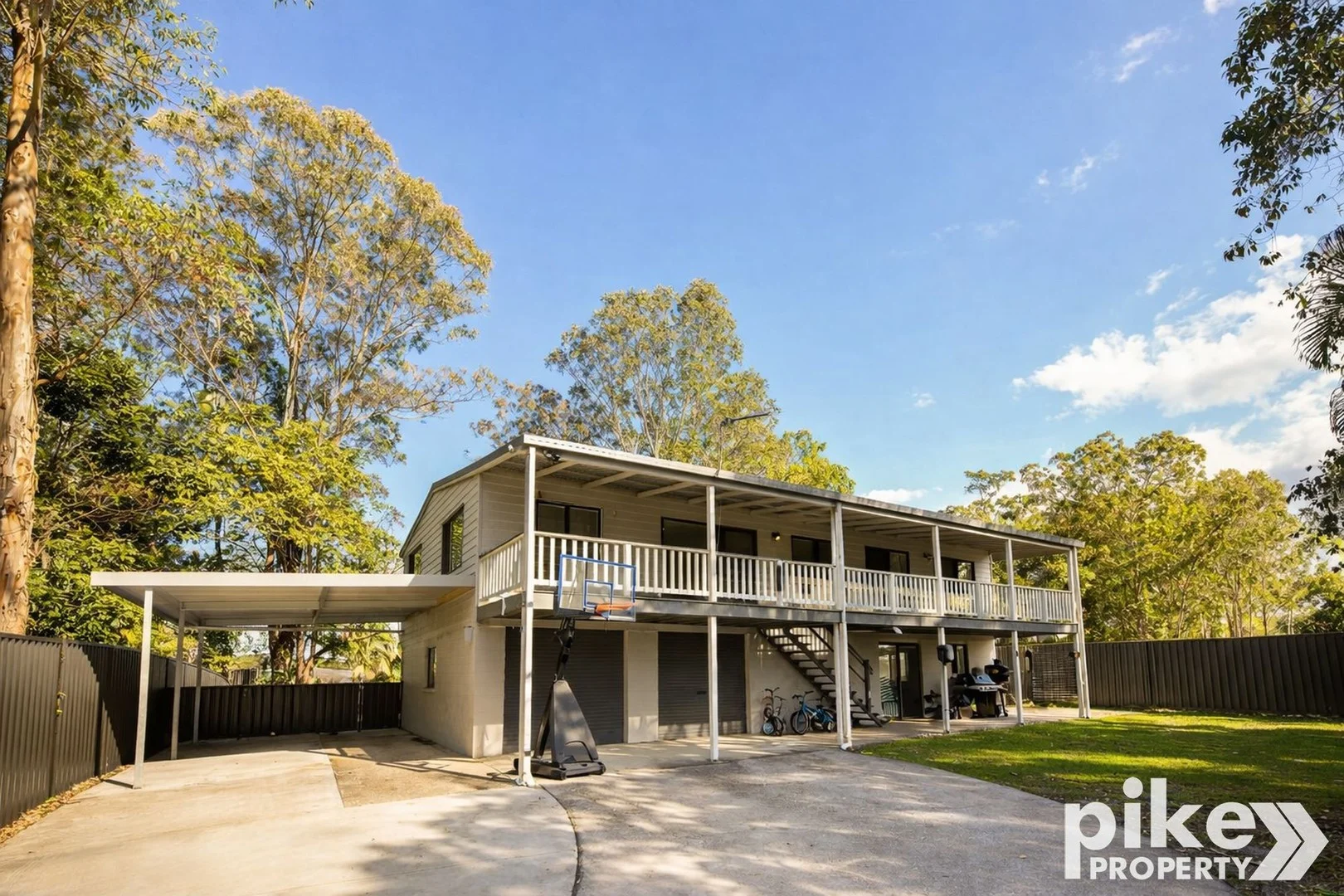 4 Leach Avenue, Landsborough QLD 4550