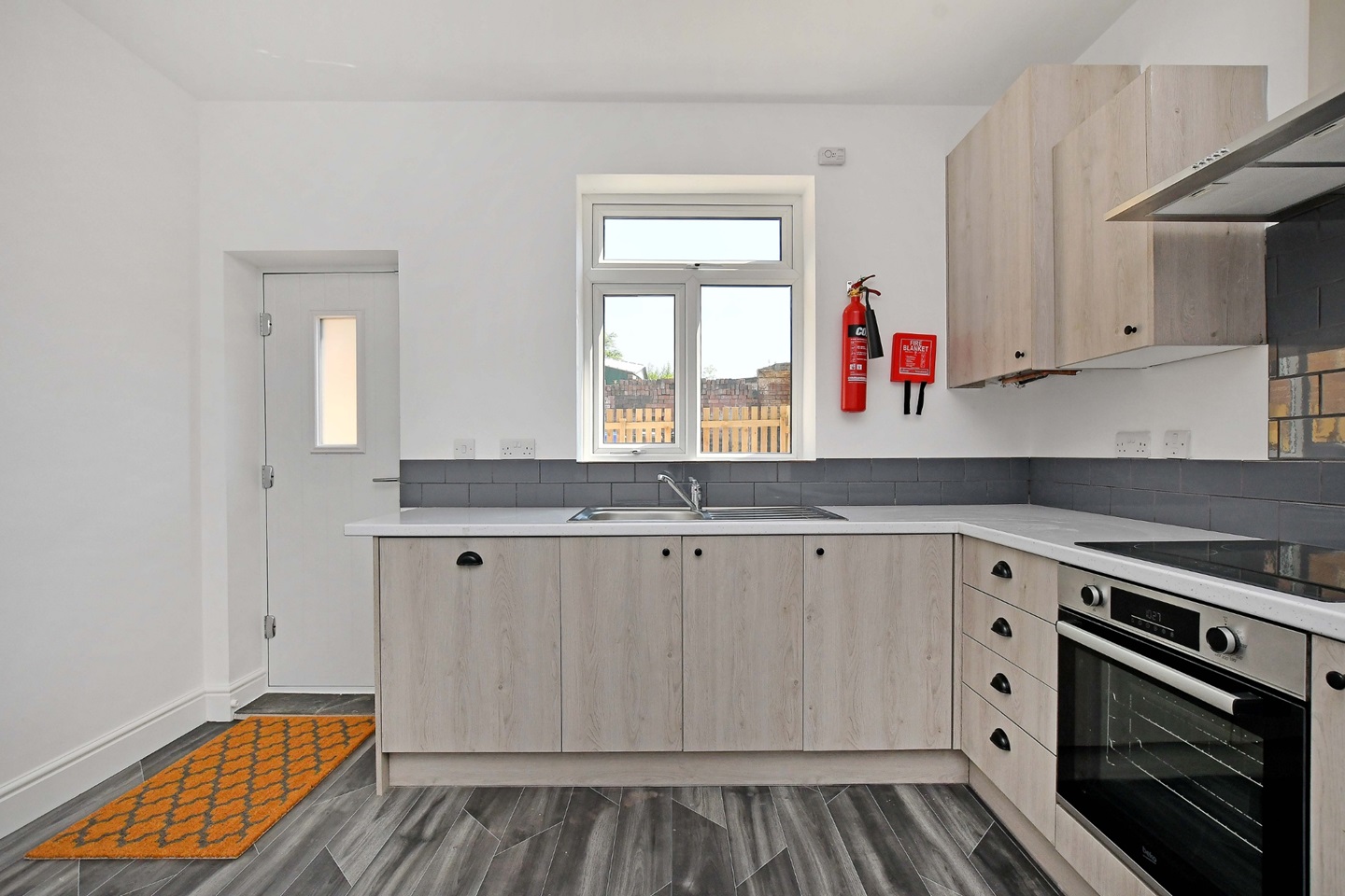 Additional image 9 of Room in a Shared House, City Road, S2, N1 7GU