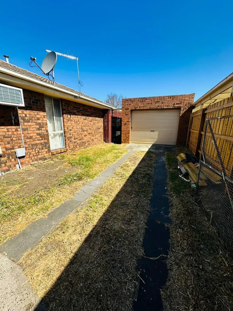 Additional image 8 of 6 Isaac Smith Crescent, Cranbourne VIC 3977