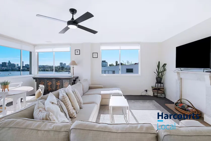 9/55 Hillside Crescent, Hamilton QLD 4007