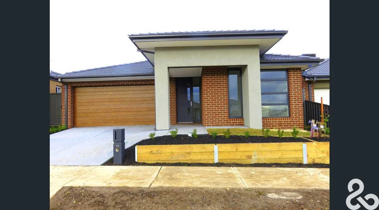 11 Gundagai Circuit, Kalkallo VIC 3064