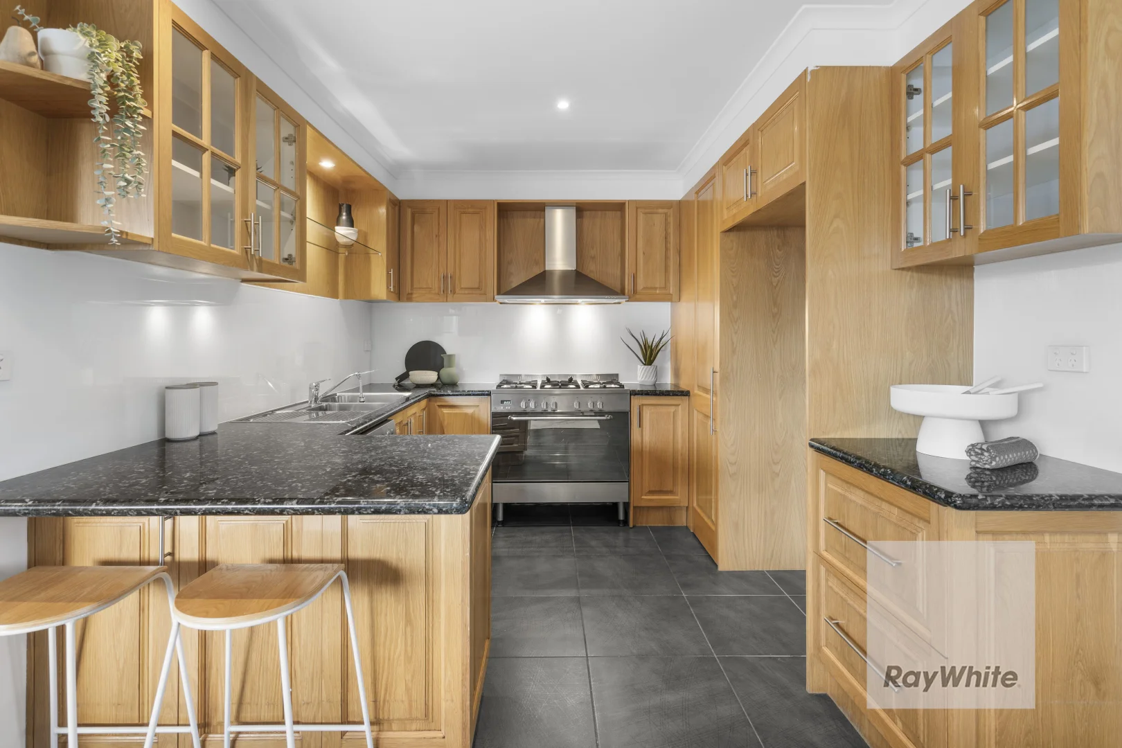 9 Kipling Court, Bundoora VIC 3083 photo 5