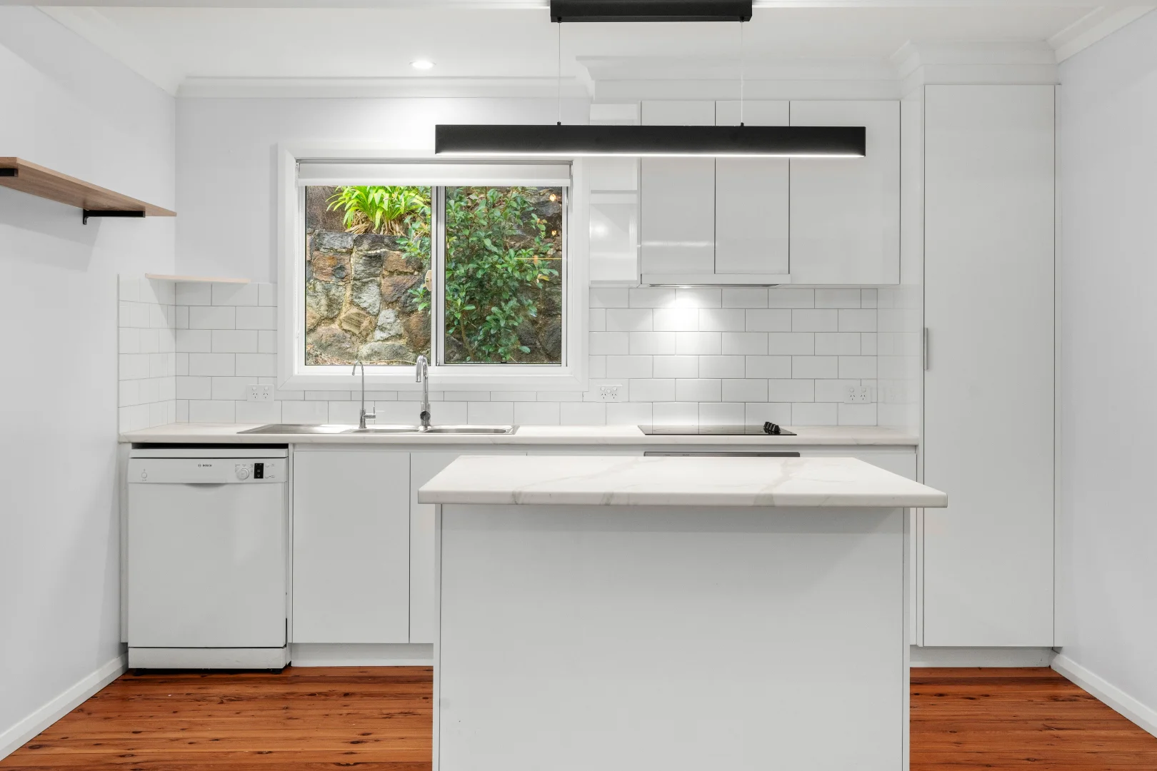 Additional image 2 of 52 Melaleuca Crescent, Tascott NSW 2250