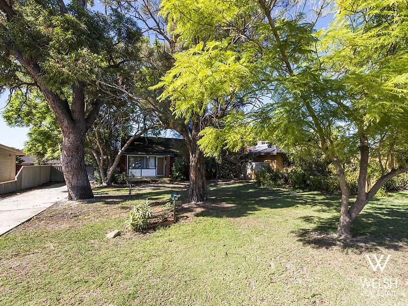 75 Pearl Road, Cloverdale WA 6105