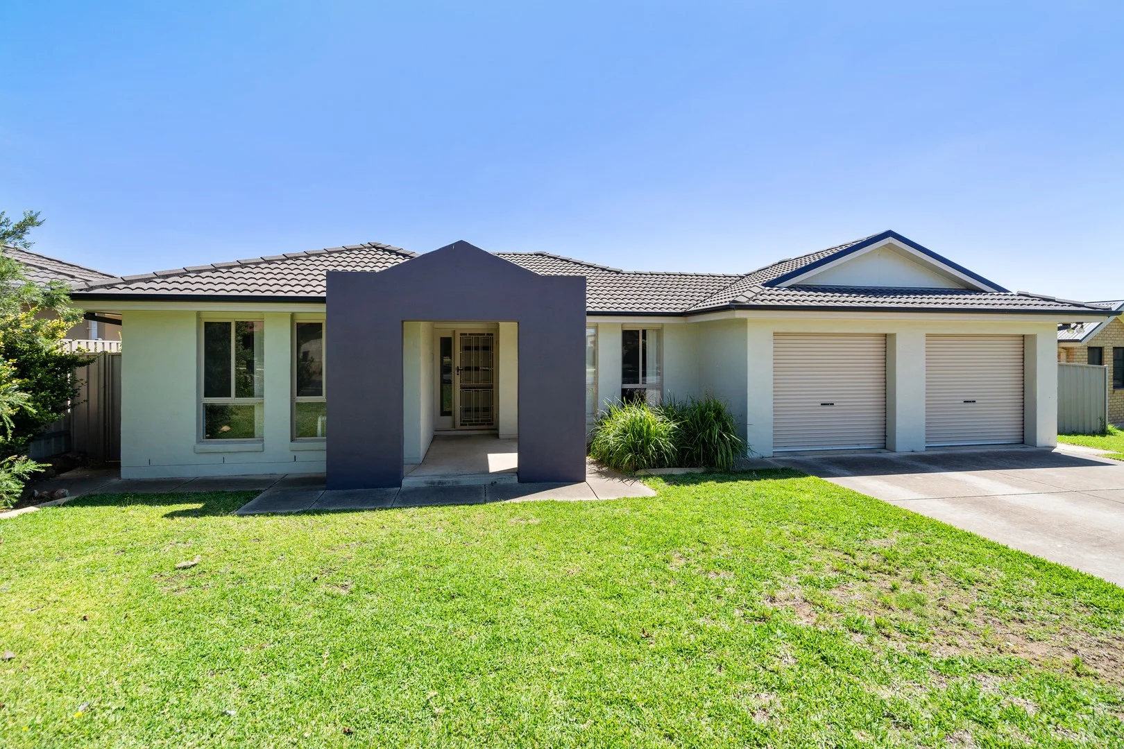 95 Yentoo Drive, Glenfield Park NSW 2650