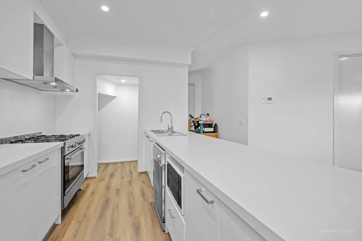 Additional image 2 of 2/11 Carlisle Road, Hallam VIC 3803