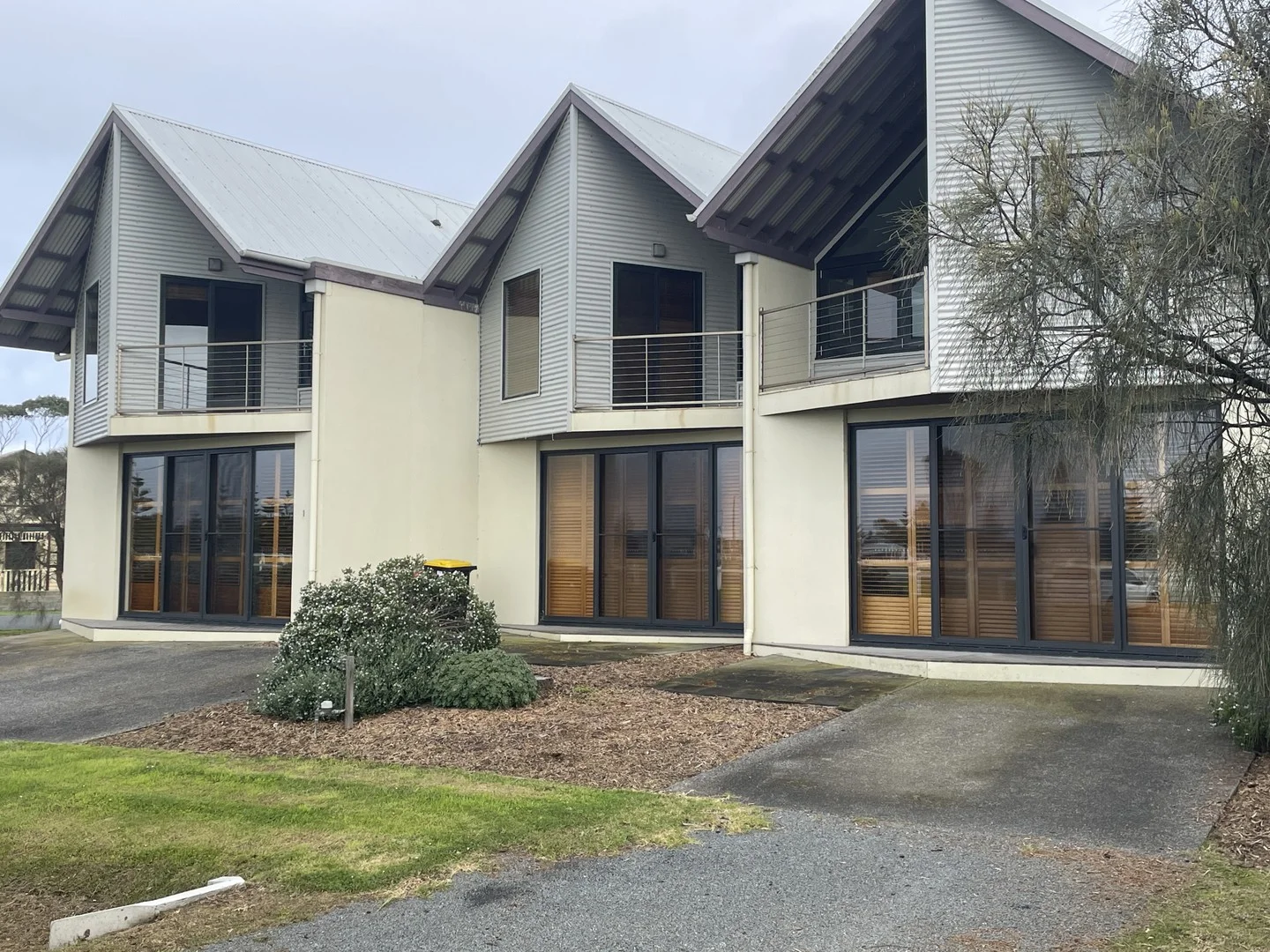 3/10 Bay Street, Port Albert VIC 3971