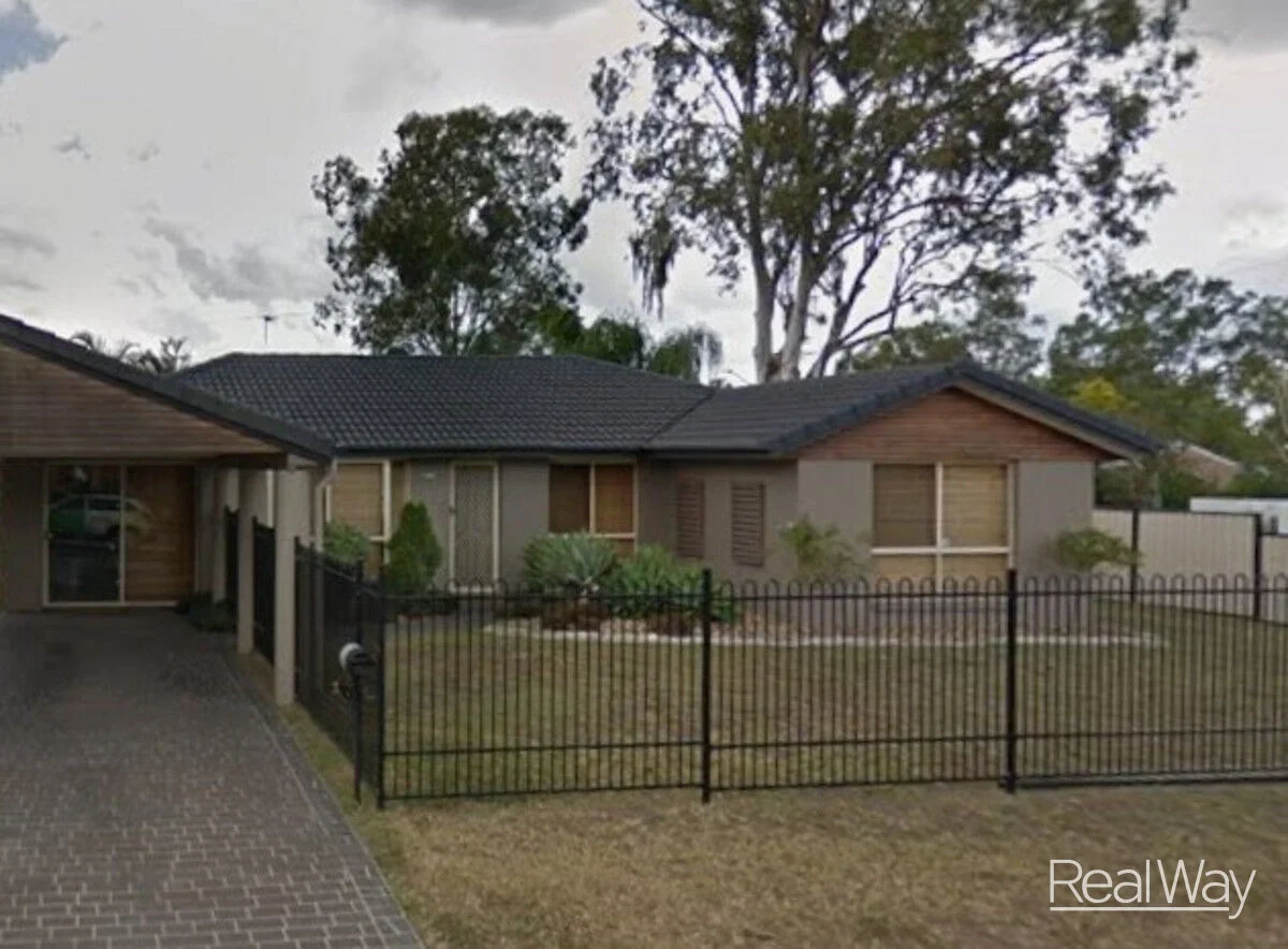 1 Pinkwood Court, Yamanto QLD 4305