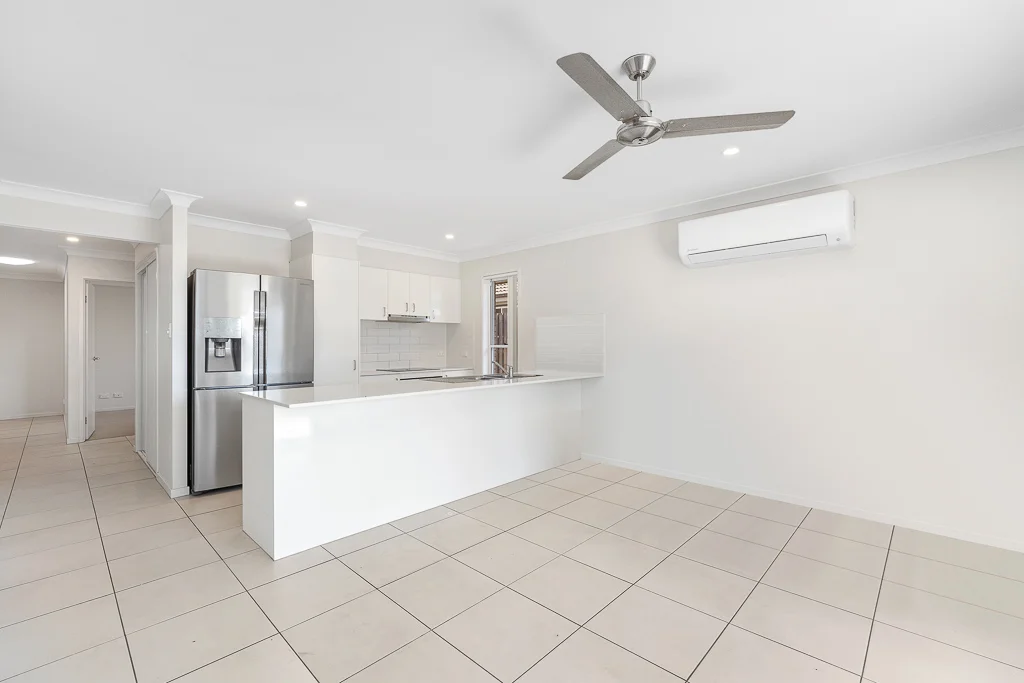 Additional image 4 of 34 Wicker Road, Park Ridge QLD 4125