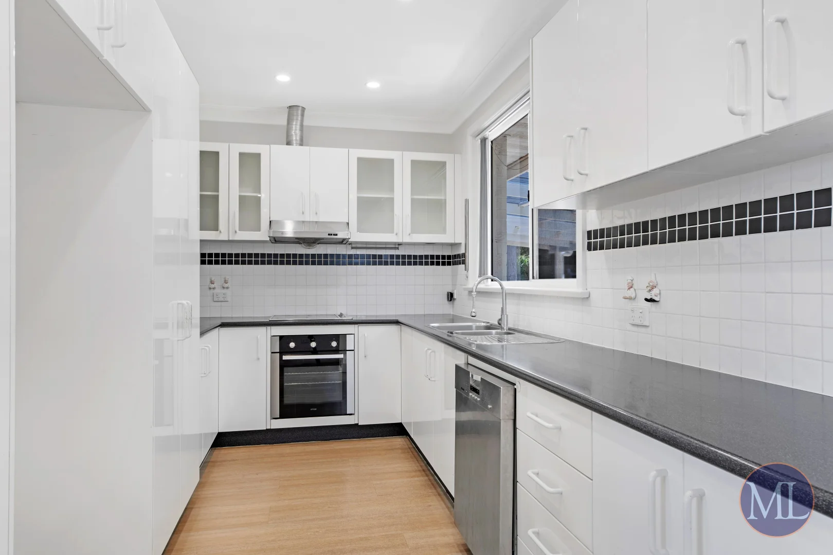 Additional image 4 of 11 Dan Crescent, Castle Hill NSW 2154