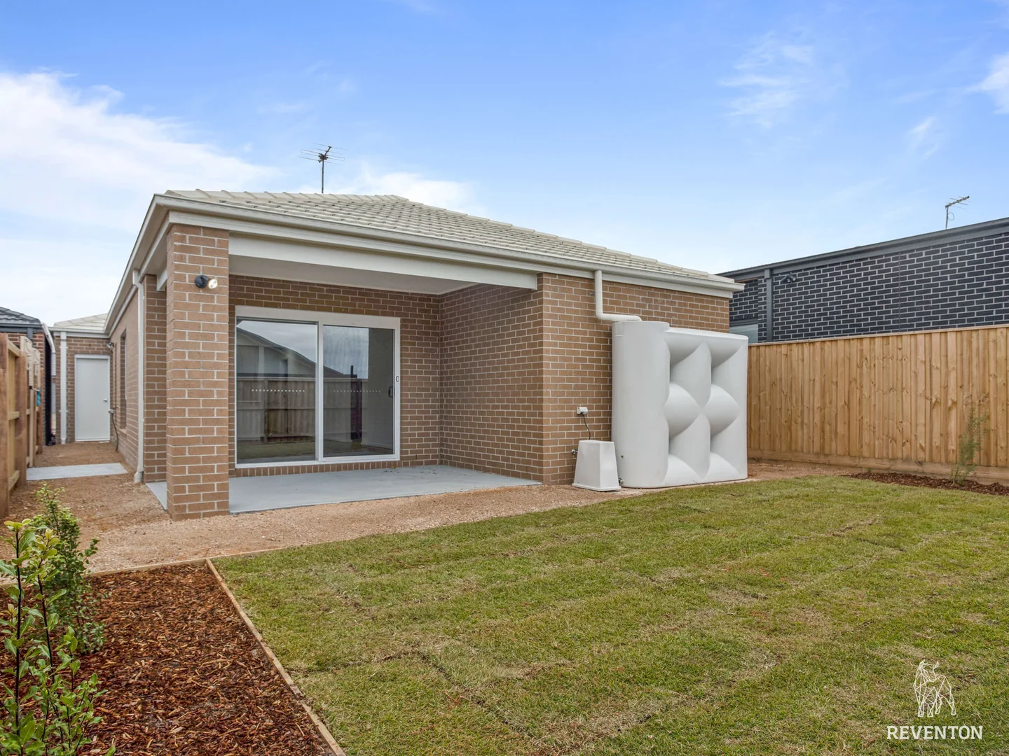 Additional image 7 of 13 Emilia Cct, Fraser Rise VIC 3336