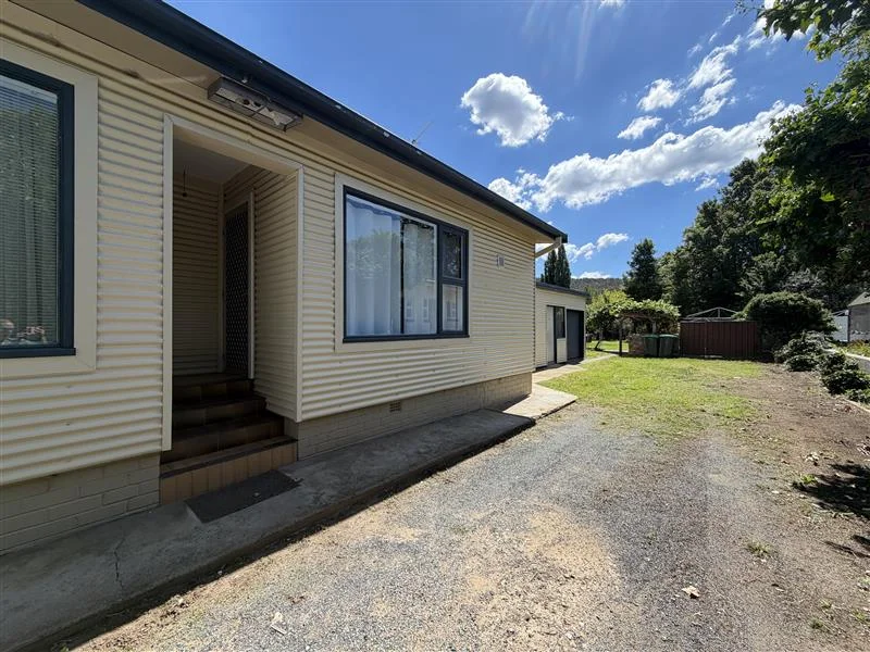 2/8 Kerwan Street, Cooma NSW 2630