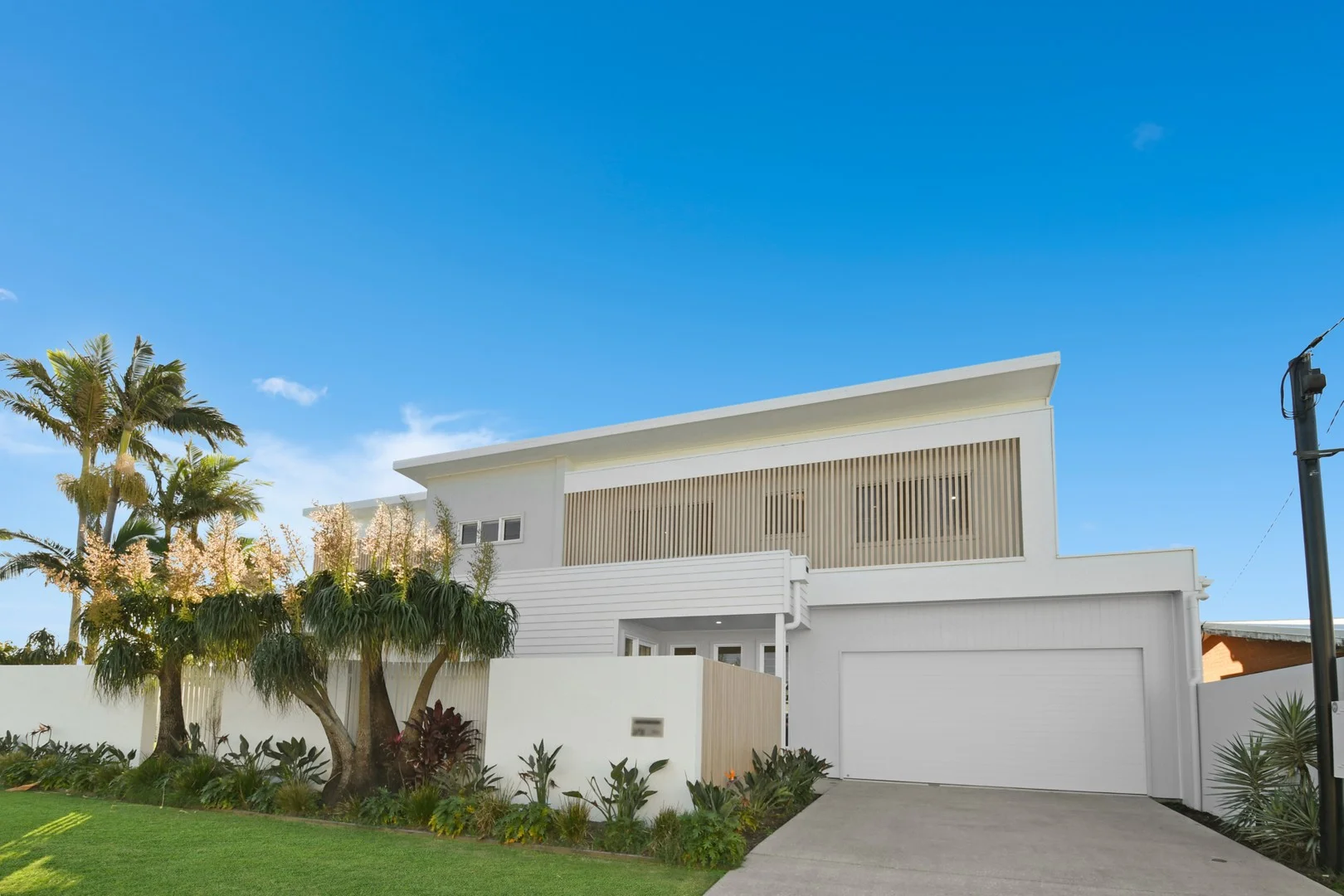 2/51 Undara Avenue, Buddina QLD 4575